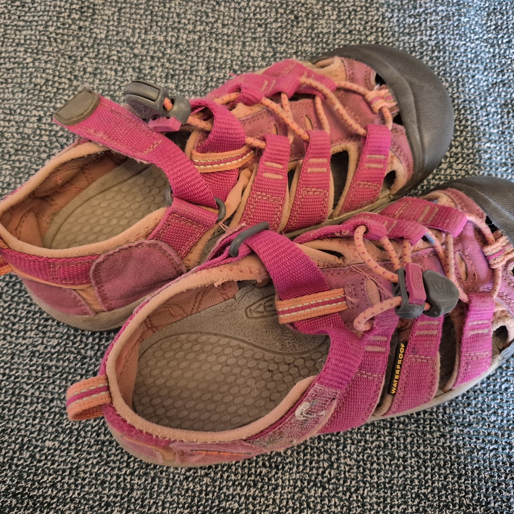 Keen Kids Fuchsia and Orange Adventure Sandals